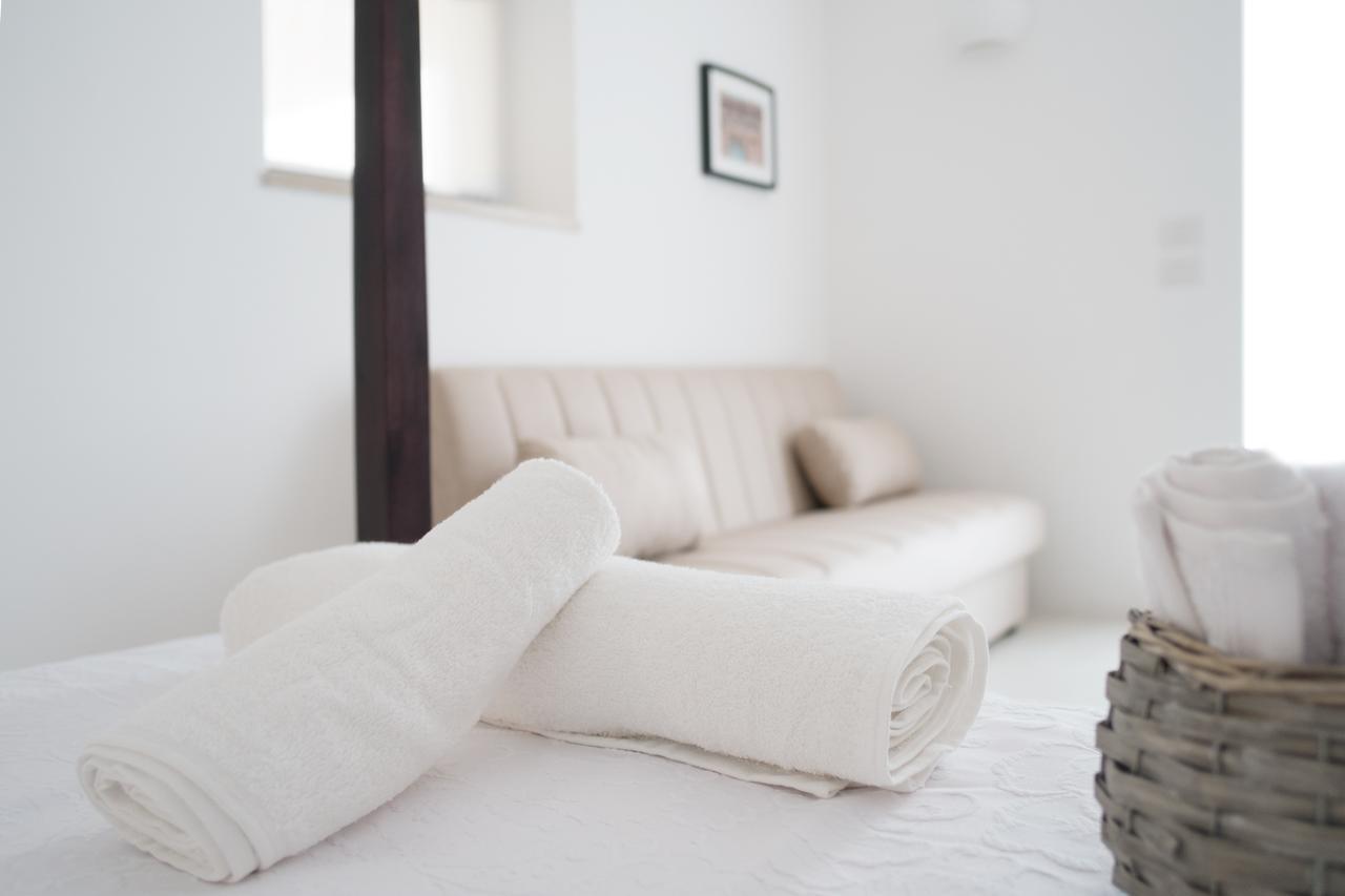 Fikus - The Apulian B&B Ceglie Messapica Luaran gambar